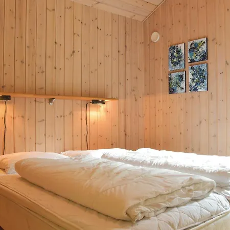 Holiday home Cozy In Ringkobing With Kitchen Sondervig
