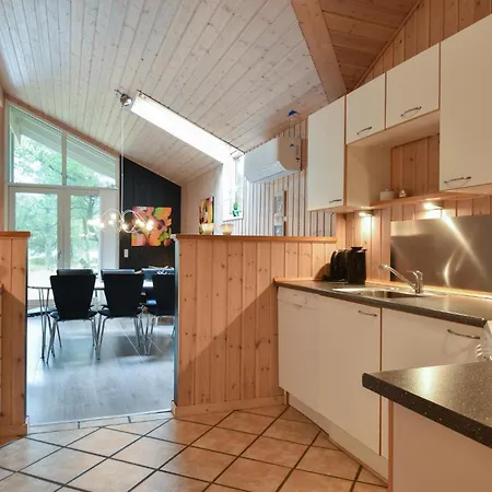 Cozy In Ringkobing With Kitchen *