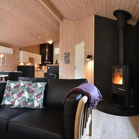 Holiday home Cozy In Ringkobing With Kitchen Sondervig