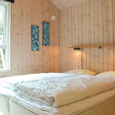 Holiday home Cozy In Ringkobing With Kitchen